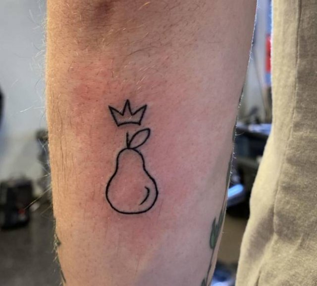 Every Tattoo Has A Story (19 pics)