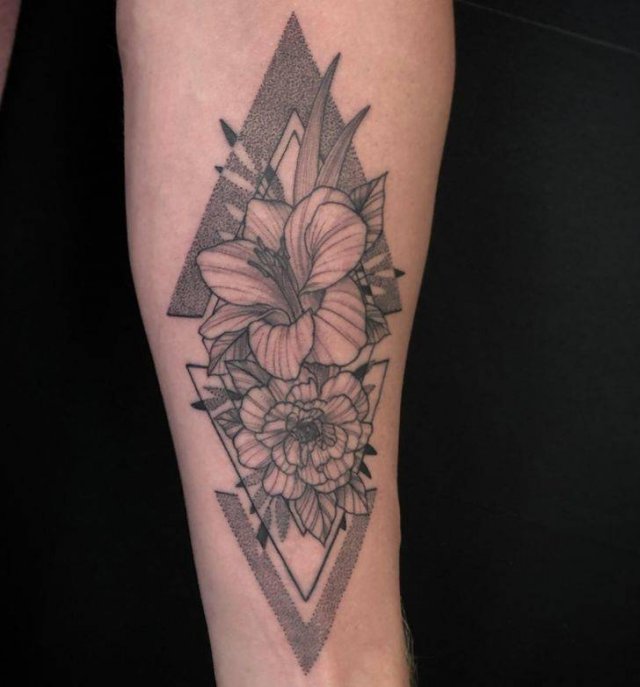 Every Tattoo Has A Story (19 pics)