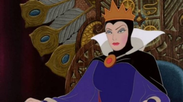 The Greatest Movie Female Villains (25 pics)