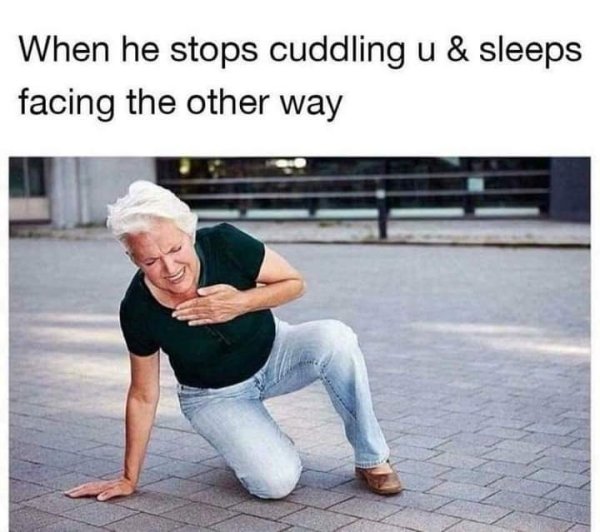 Flirtatious Memes (33 pics)