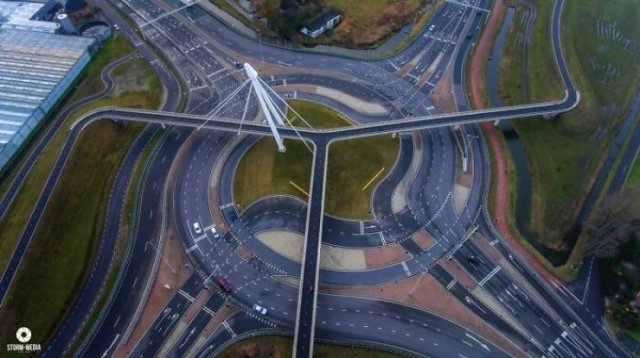 Great Infrastructure Examples (35 pics)