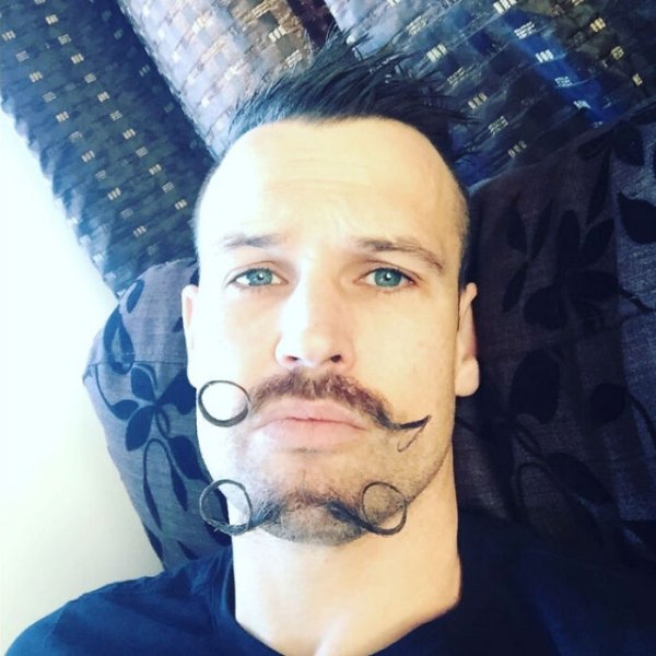 The New Double Mustache Trend (30 pics)