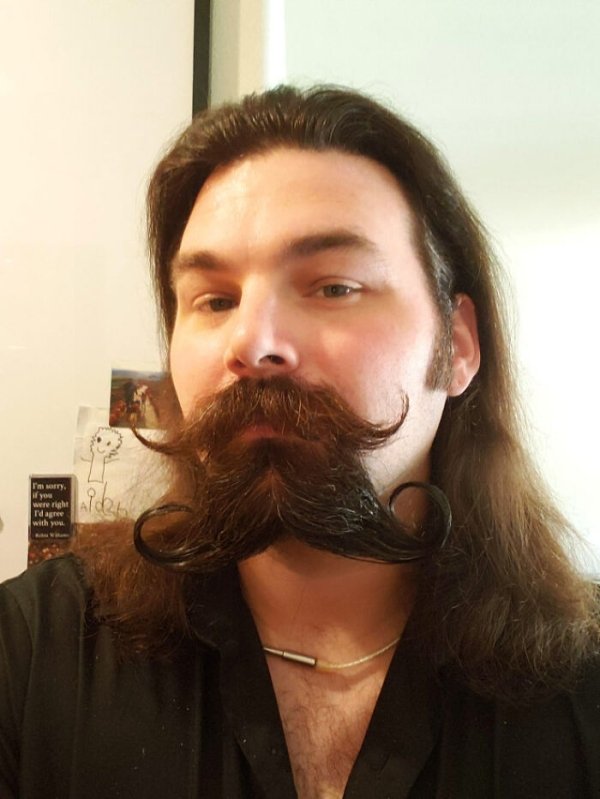The New Double Mustache Trend (30 pics)
