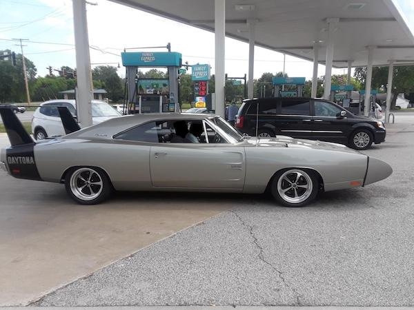 Beautiful Cars (33 pics)