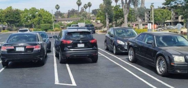 People Who Haven't Heard About Parking Rules (32 pics)