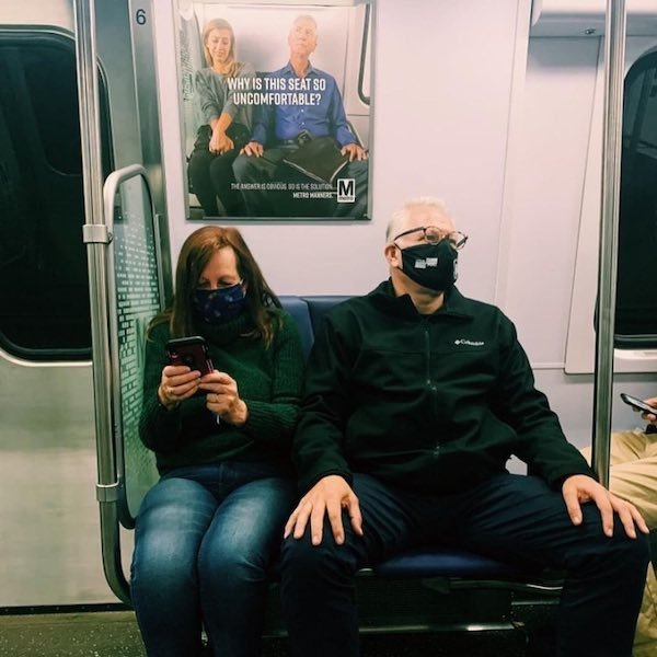 Subway Coincidences (32 pics)