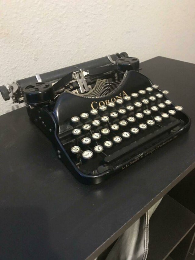 Amazing Old Things (48 pics)