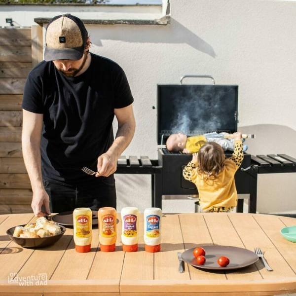 Husband Trolls His Wife By 'Ok' Photos Of His Son (30 pics)