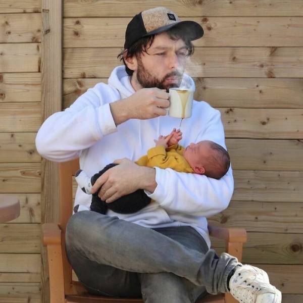 Husband Trolls His Wife By 'Ok' Photos Of His Son (30 pics)