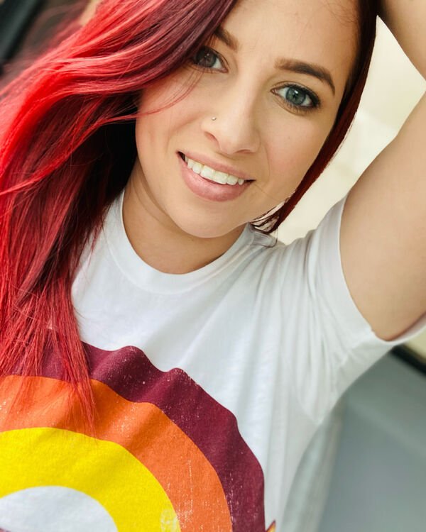 Redhead Beauties (52 pics)