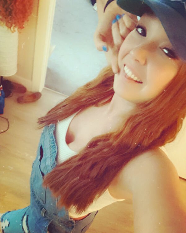 Redhead Beauties (52 pics)