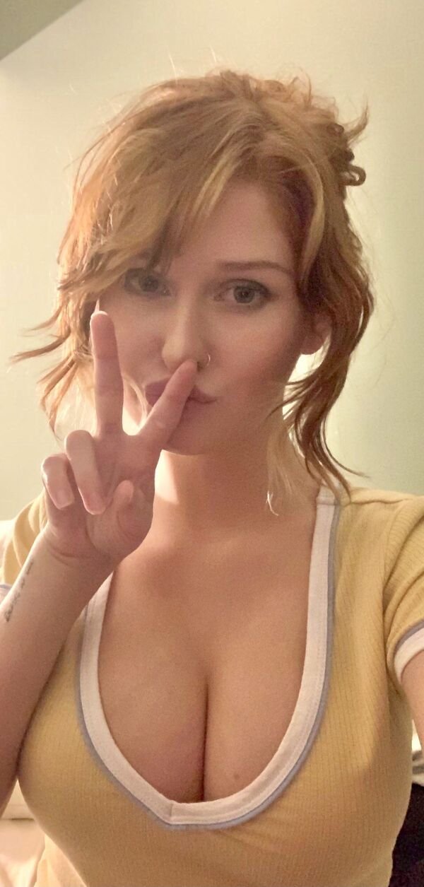 Redhead Beauties (52 pics)