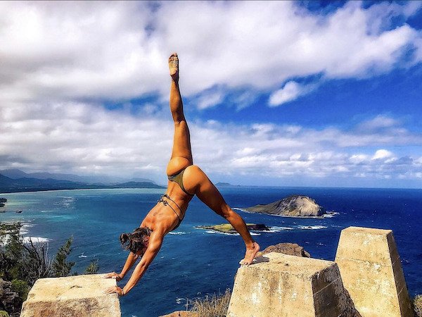 Flexible Girls (34 pics)