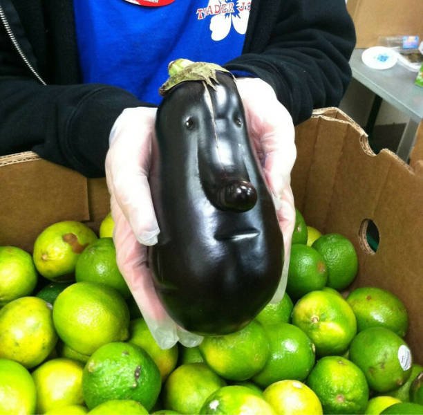 Fruits And Vegetables That Look A Way Bit Different (40 pics)