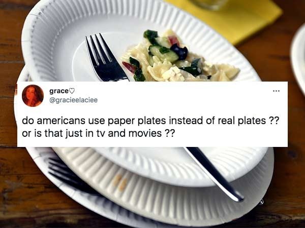 Non-Americans Don't Understand If These American TV Things Are True (32 pics)