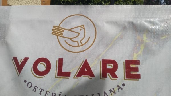 Awful Restaurant Designs (31 pics)