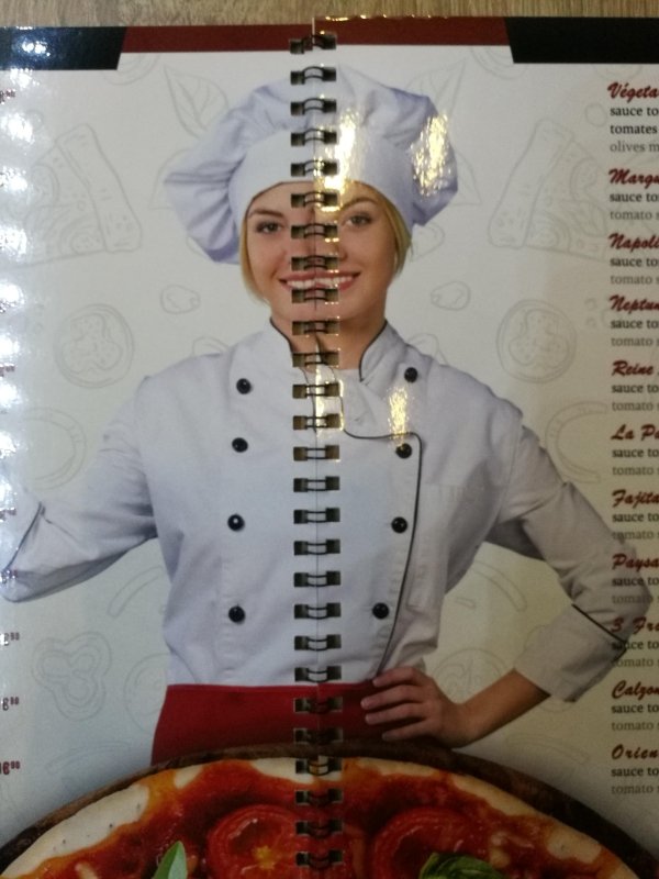 Awful Restaurant Designs (31 pics)