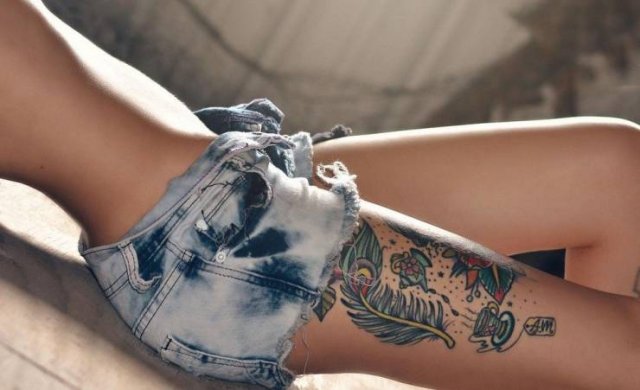 Girls With Tattoos (45 pics)