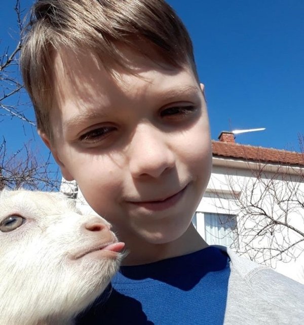 Friendship Between People And Animals (18 pics) Friendship Between People And Animals (18 pics)