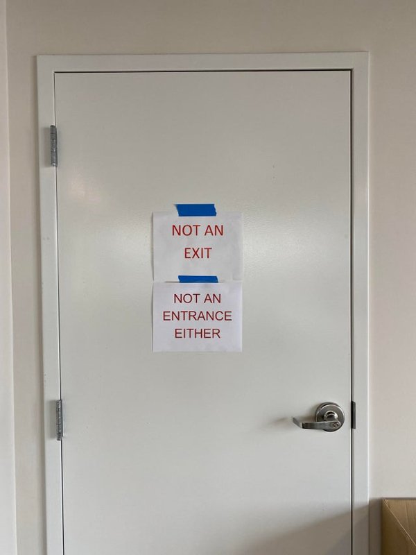 Weird Signs (34 pics)