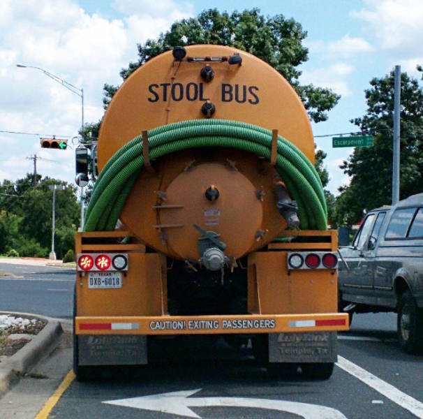 Funny Truck Signs (17 pics)