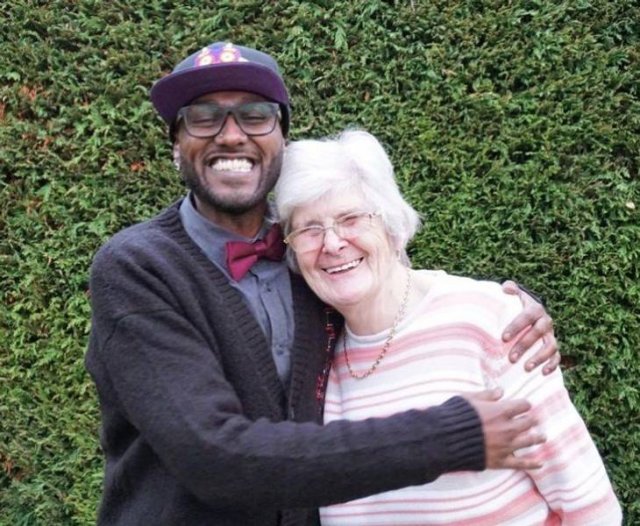 Wholesome Stories (44 pics) Wholesome Stories (44 pics)