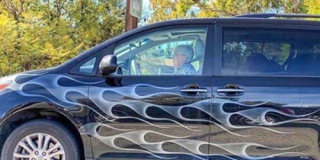 Amazing Grandmas And Grandpas (31 pics)
