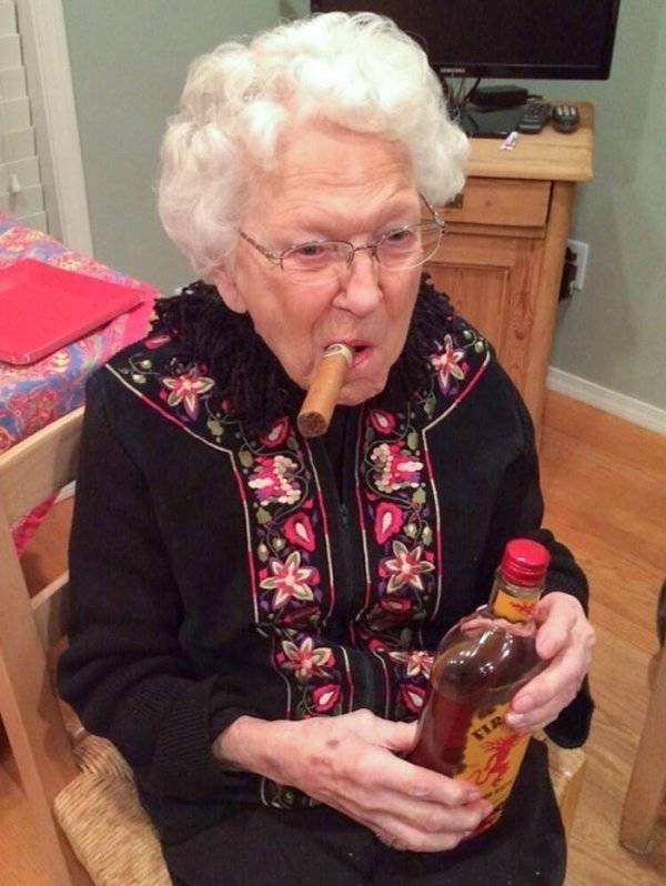 Amazing Grandmas And Grandpas (31 pics)
