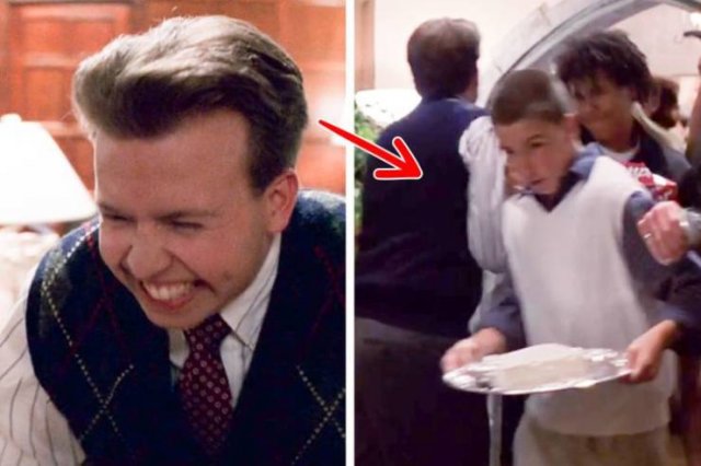 Hidden Details From Famous Romantic Movies (13 pics)