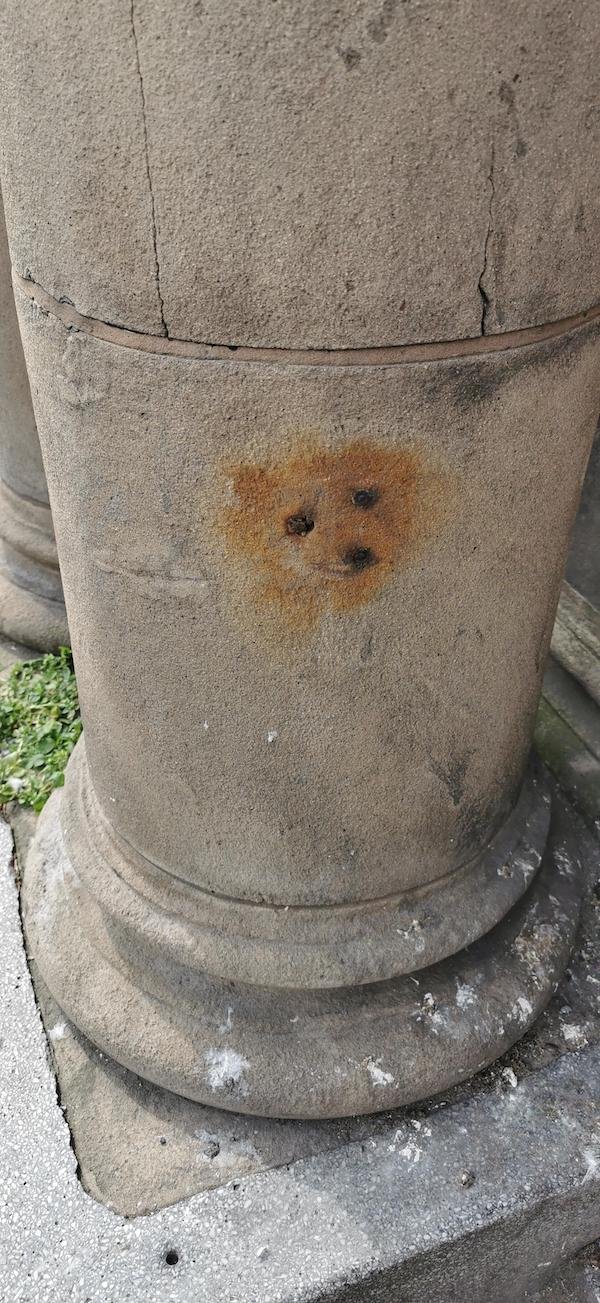 Look Twice (34 pics)