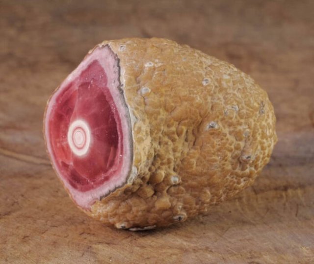 Things That Look Like Food (39 pics)