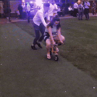 Acid Gifdump, August 18 (25 gifs)