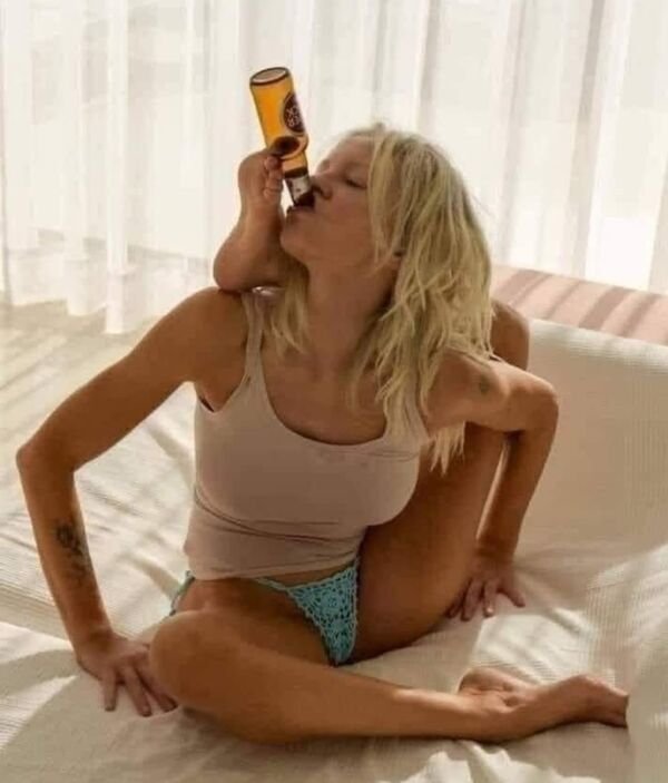 Flexible Girls (52 pics)