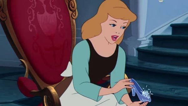 Movie And TV Plot Holes Explanations (23 pics)