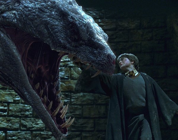 Movie And TV Plot Holes Explanations (23 pics)
