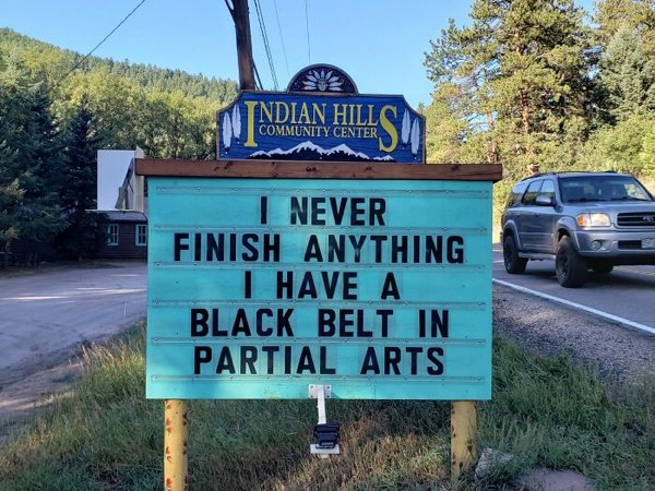 Funny Signs (35 pics)