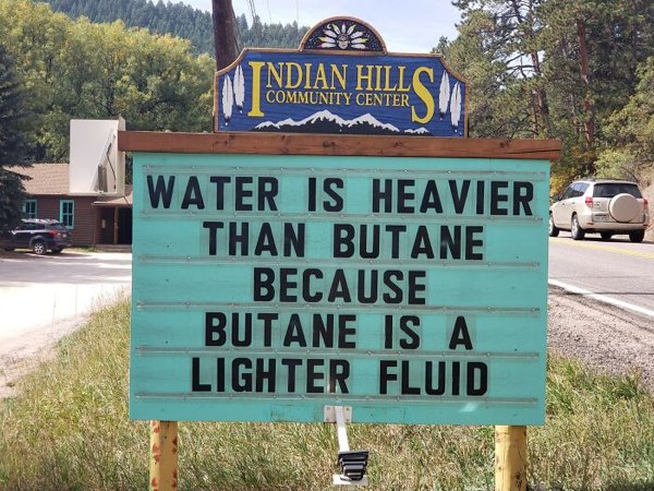 Funny Signs (35 pics)