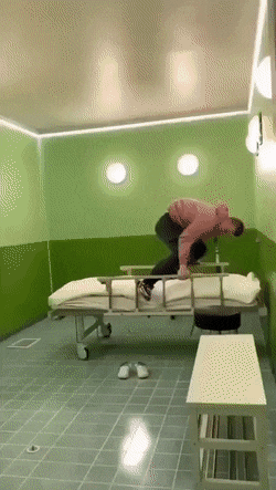 Acid Gifdump, August 23 (25 gifs)