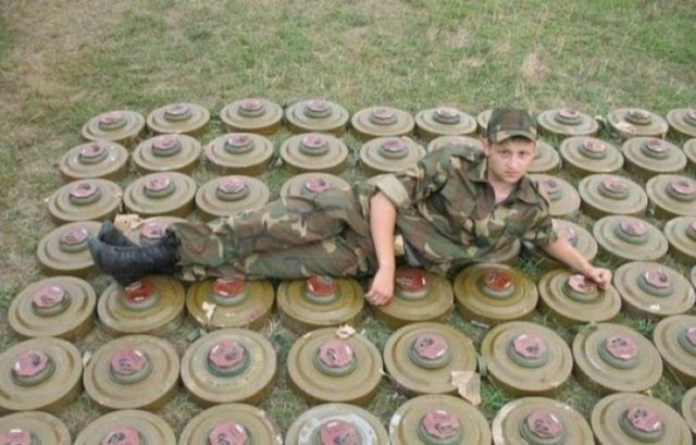 Acid Picdump 1 (84 pics)