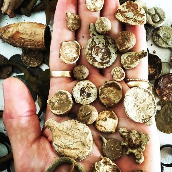 This Australian Guy Can Find Underwater Treasures Anywhere In The World (24 pics)