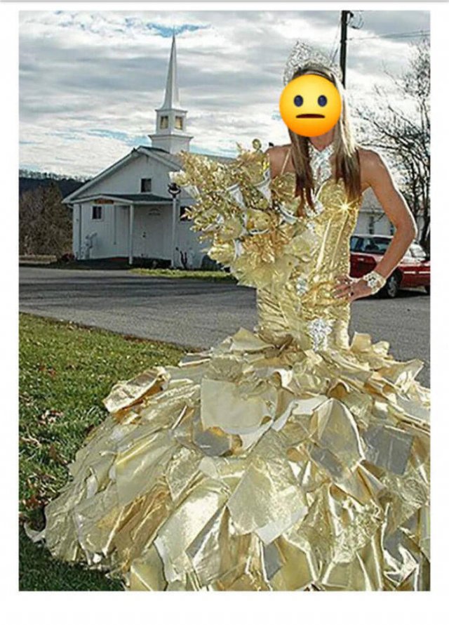 What's Wrong With These Dresses? (29 pics)