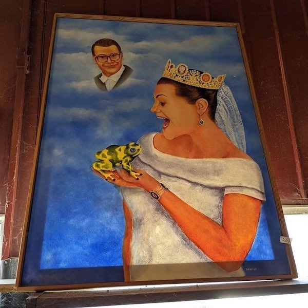 Weird Thrift Shop Finds (31 pics)