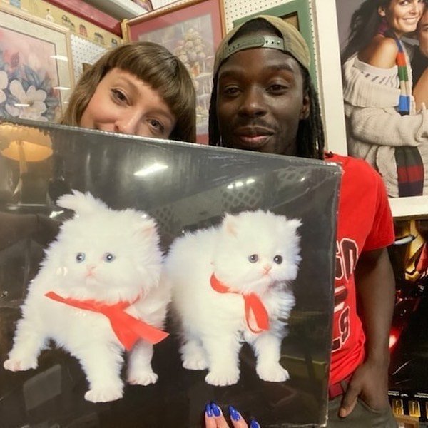 Weird Thrift Shop Finds (31 pics)