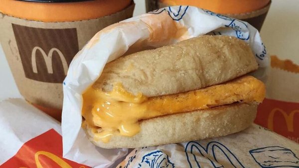 McDonald's Foods All Over The World (40 pics) McDonald's Foods All Over The World (40 pics)