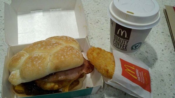 McDonald's Foods All Over The World (40 pics) McDonald's Foods All Over The World (40 pics)