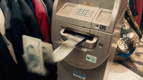 Huge Scams (17 gifs)