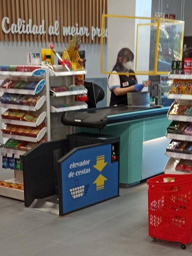 Things That May Impress You In Supermarkets (16 pics)
