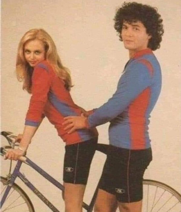 What's Going On? (28 pics) What's Going On? (28 pics)