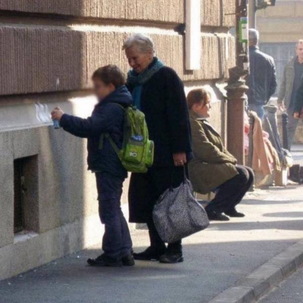 Acid Picdump 1 (89 pics)