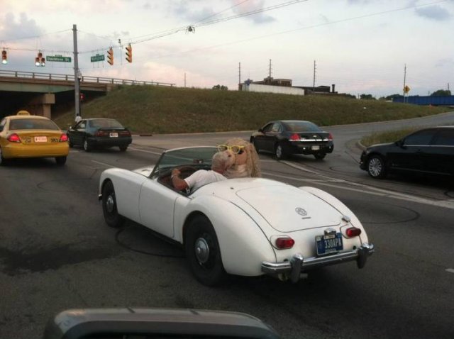Acid Picdump 1 (89 pics)